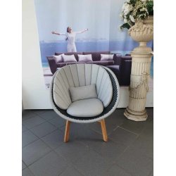 Caneline Peacock lounge chair - udstillingsmodel