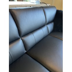 Natuzzi Sofa 3+2 Model C105