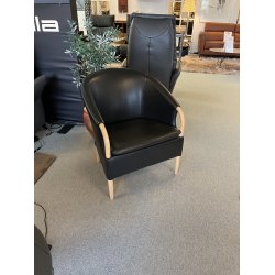 Nielaus Opus stol udstillingmodel