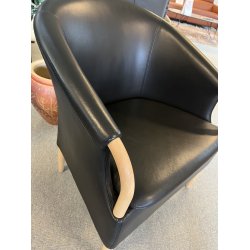 Nielaus Opus stol udstillingmodel