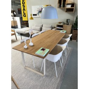 Muuto Spisebord 70/70 Inkl 6x Spisebord Stole