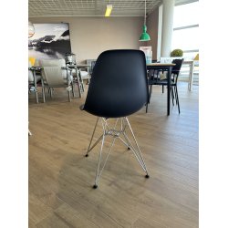 6 Eames DSR-stole i sort - ikonisk komfort og design