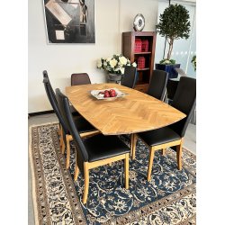 HSM Spisebord i Eg + 4 Capri Stole � Komplet S�t