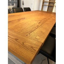 Nouvion Jackson Spisebord