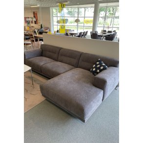 Markaryd sofa med chaiselong - Udstillingsmodel