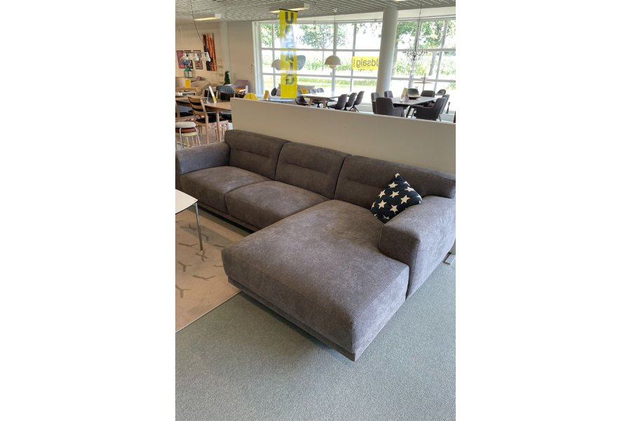 Markaryd sofa med chaiselong - Udstillingsmodel