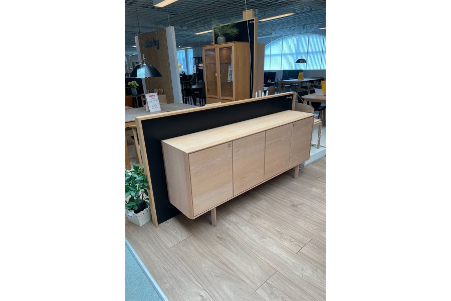 Skovby SM544 sk�nk i hvidolieret eg