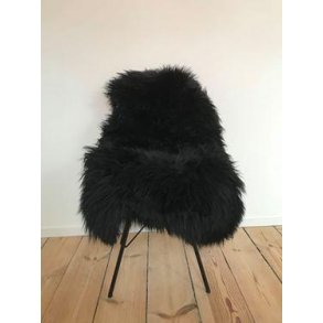 Schwarzes Lammfell aus Europa